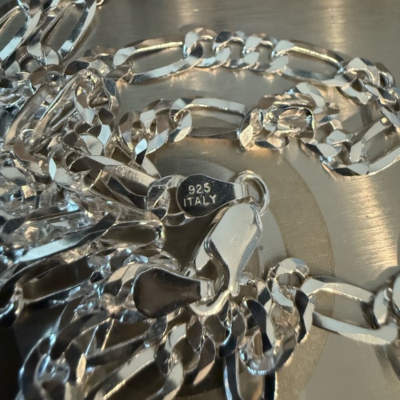 Solid Sterling Silver Figaro. 22 inch, 4.7MM - Picture 5 of 6